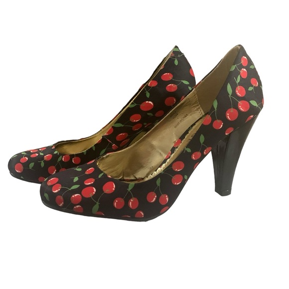 Rampage black satin cherry heels sz 6 - Picture 1 of 6